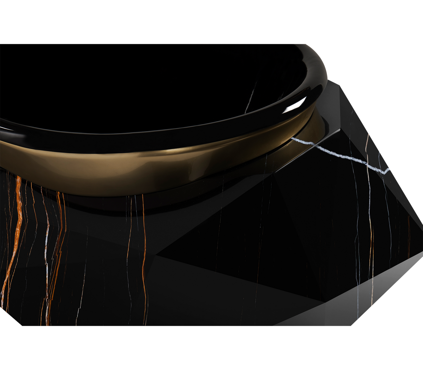 Diamond-Inspired Bathtub