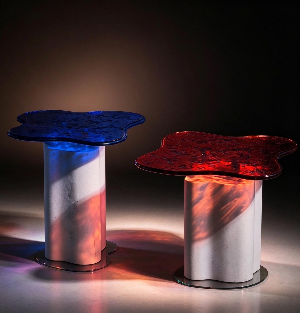 Glassy Corner Table Set