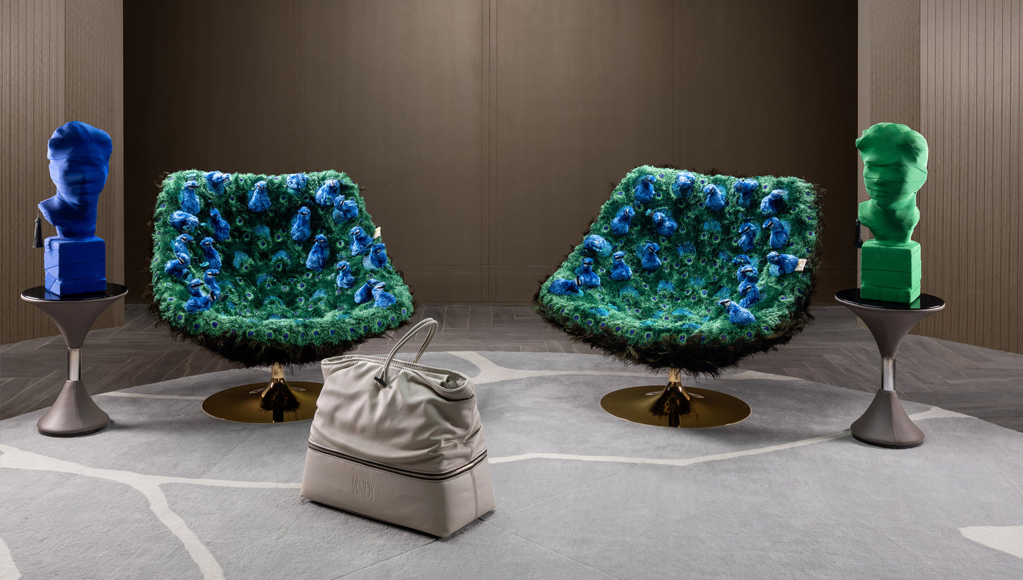 Italian Luxury Swivel Loungi Chair