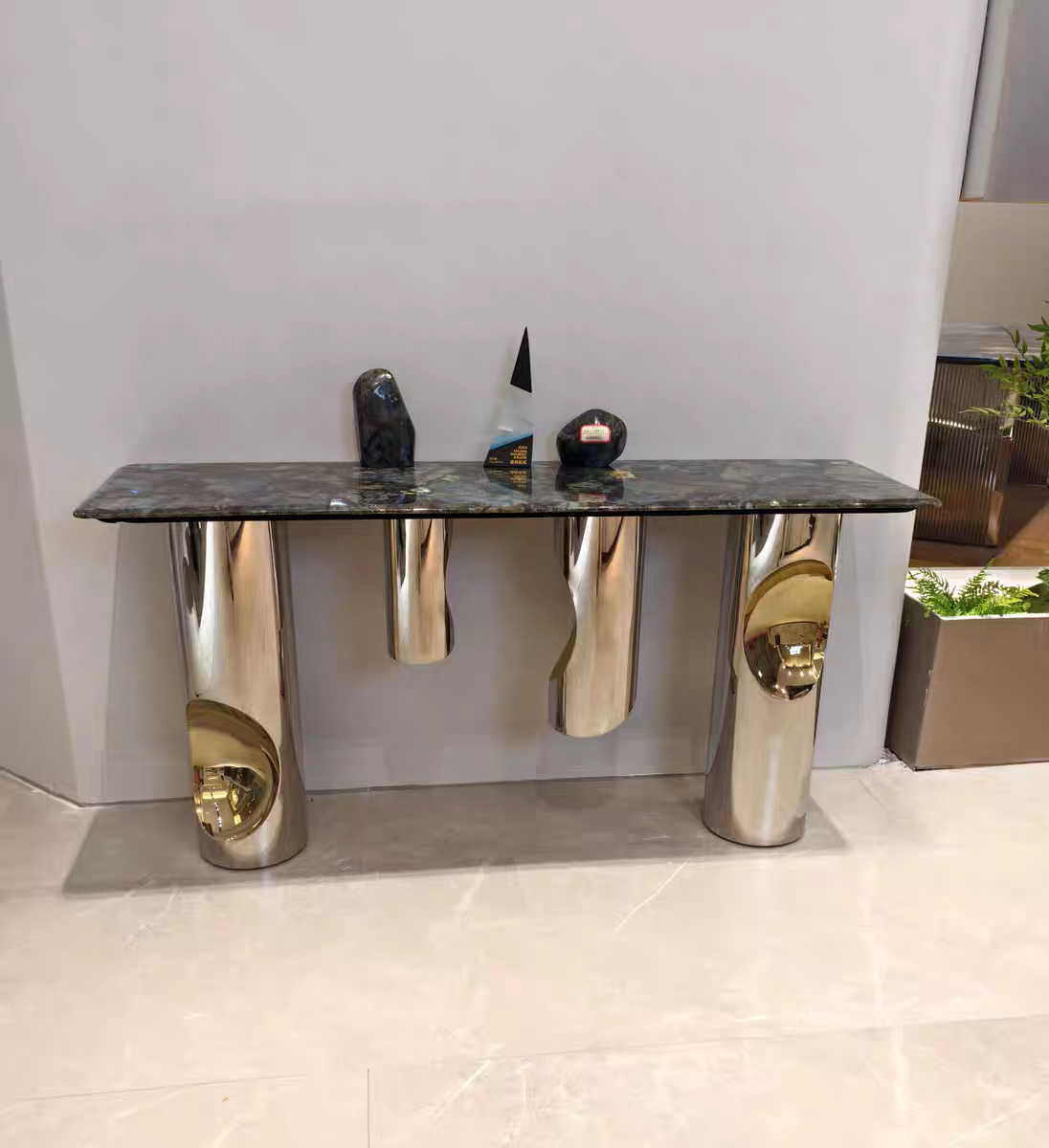 Vayle Short Console Table