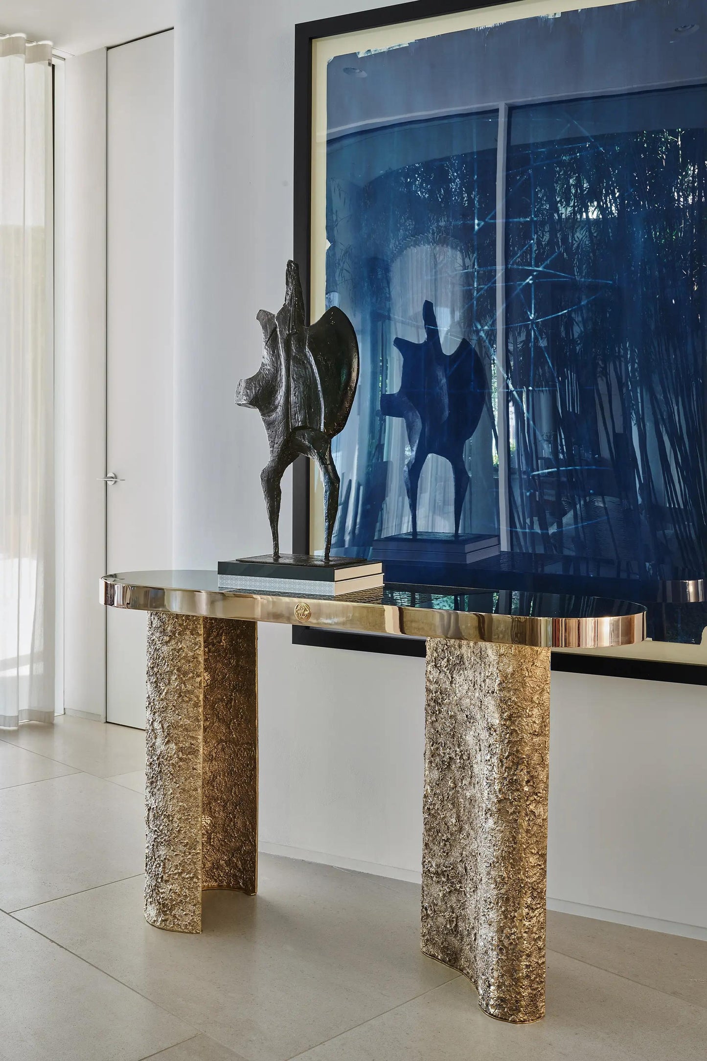 Luxury Moco Console