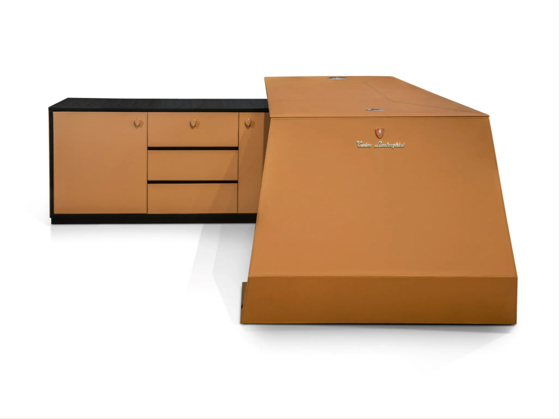 Stylish GT Super Carbon Desk