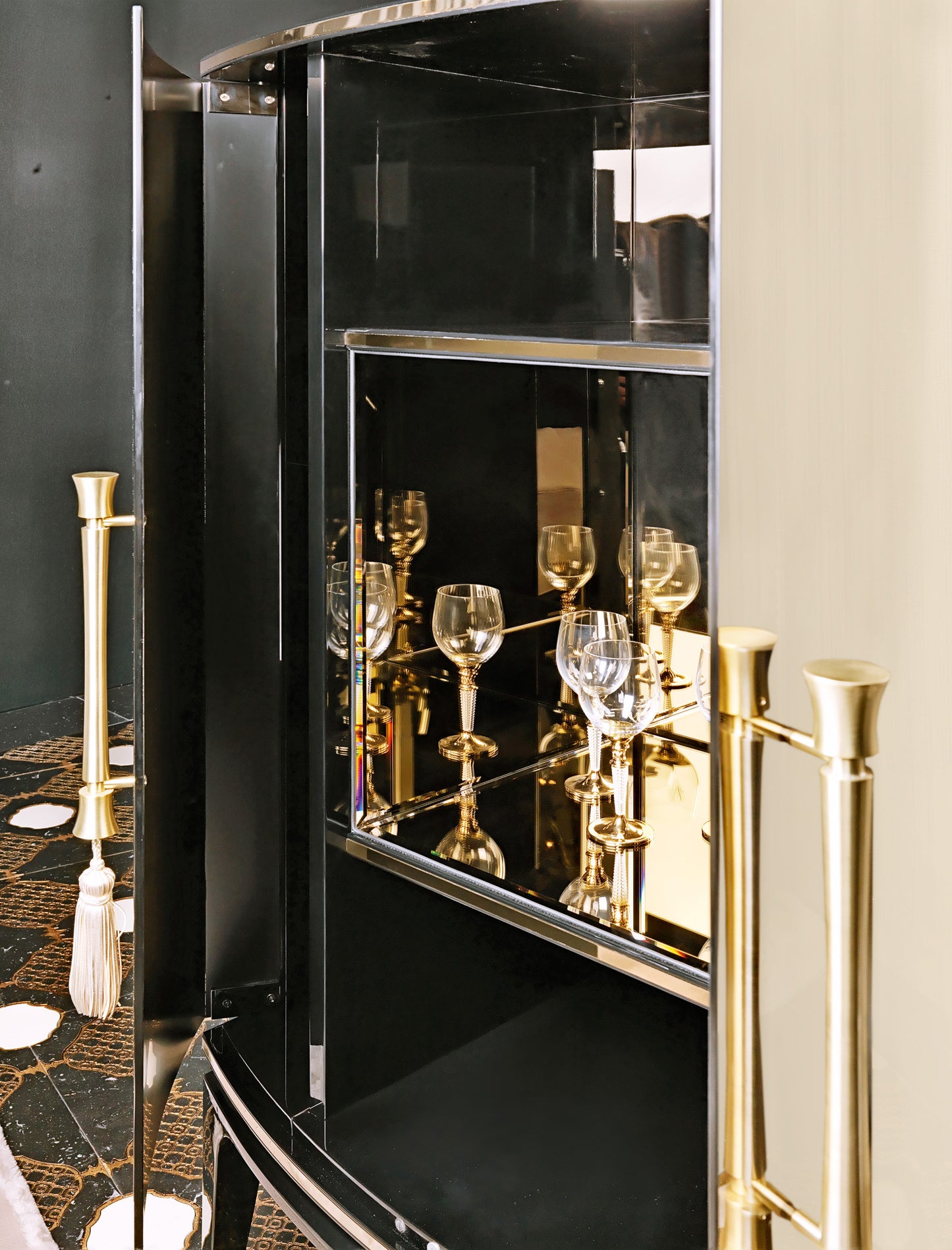 Palawan Luxury Bar Cabinet