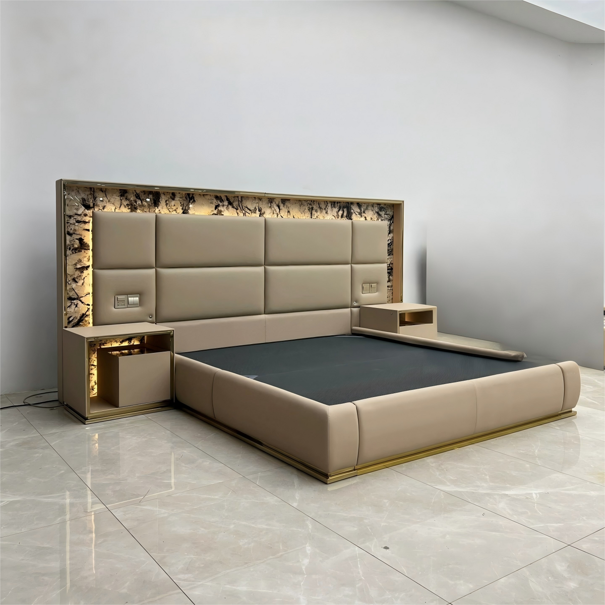 Aubade Handmade Bed