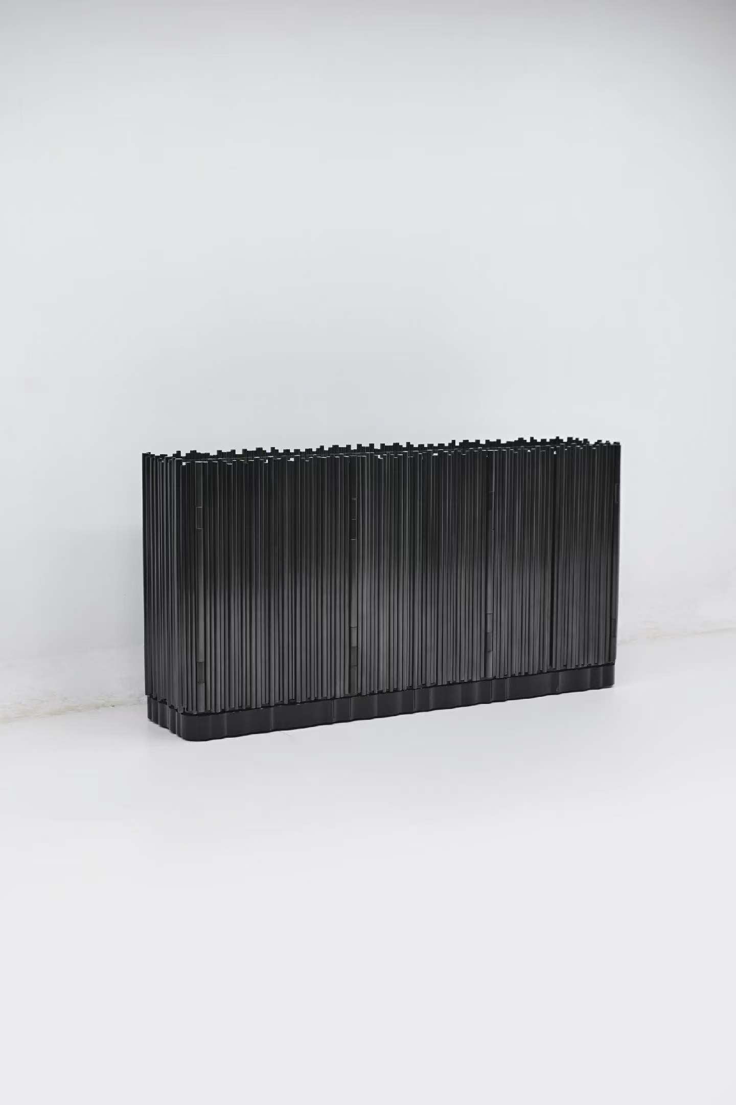 Beskope! Symphony cabinet