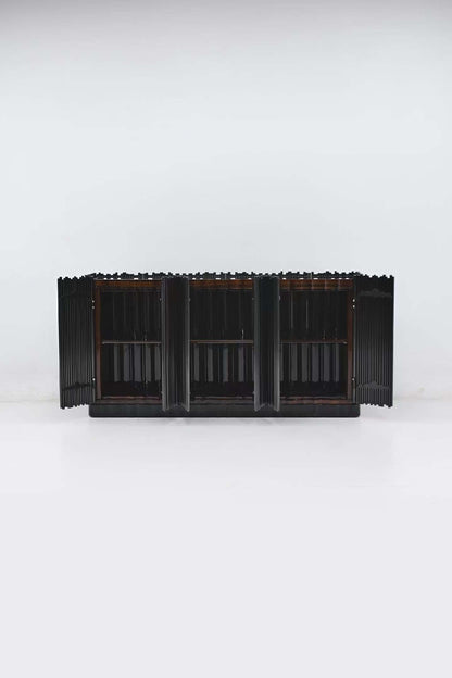 Beskope! Symphony cabinet