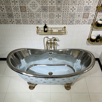 French Stylish Handmade Bathtub