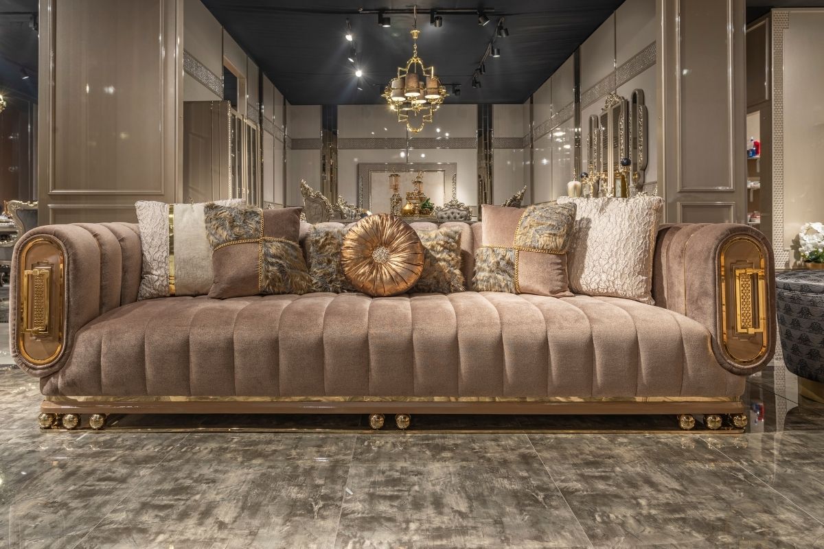 Italian Comfort Luxury Tufted Sofa