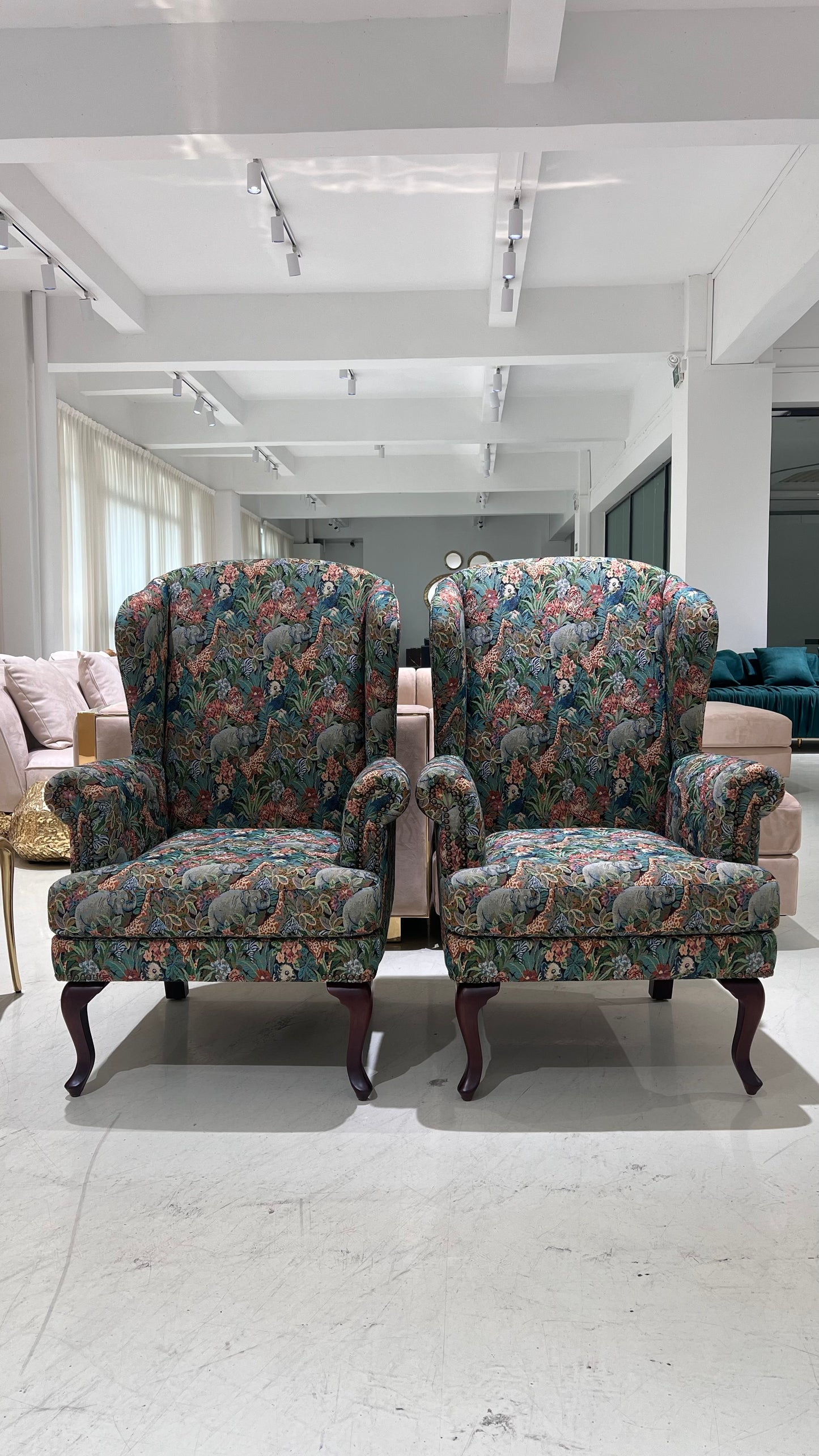 Handmade Italian Shahi Printed Amrchair