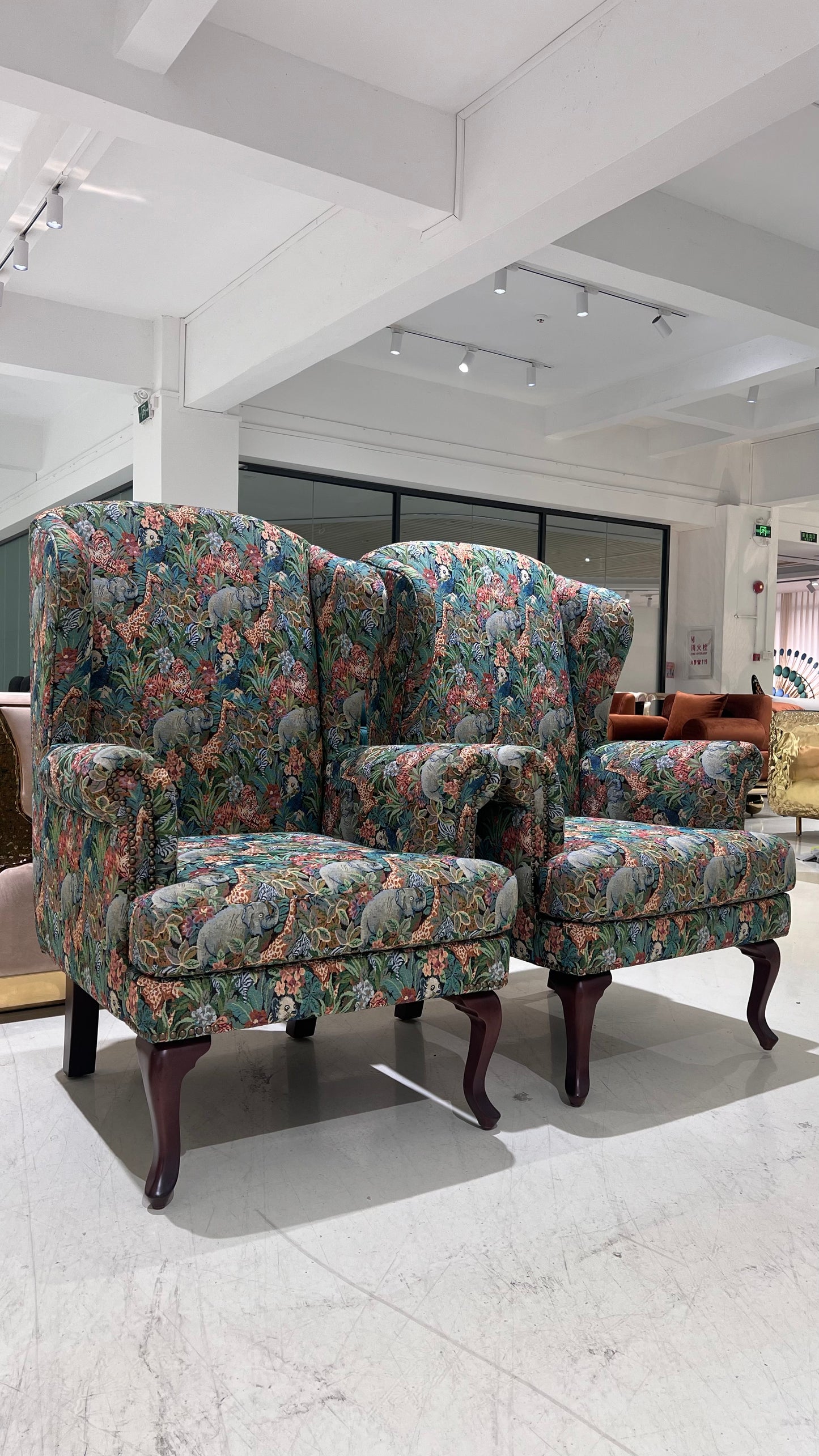 Handmade Italian Shahi Printed Amrchair