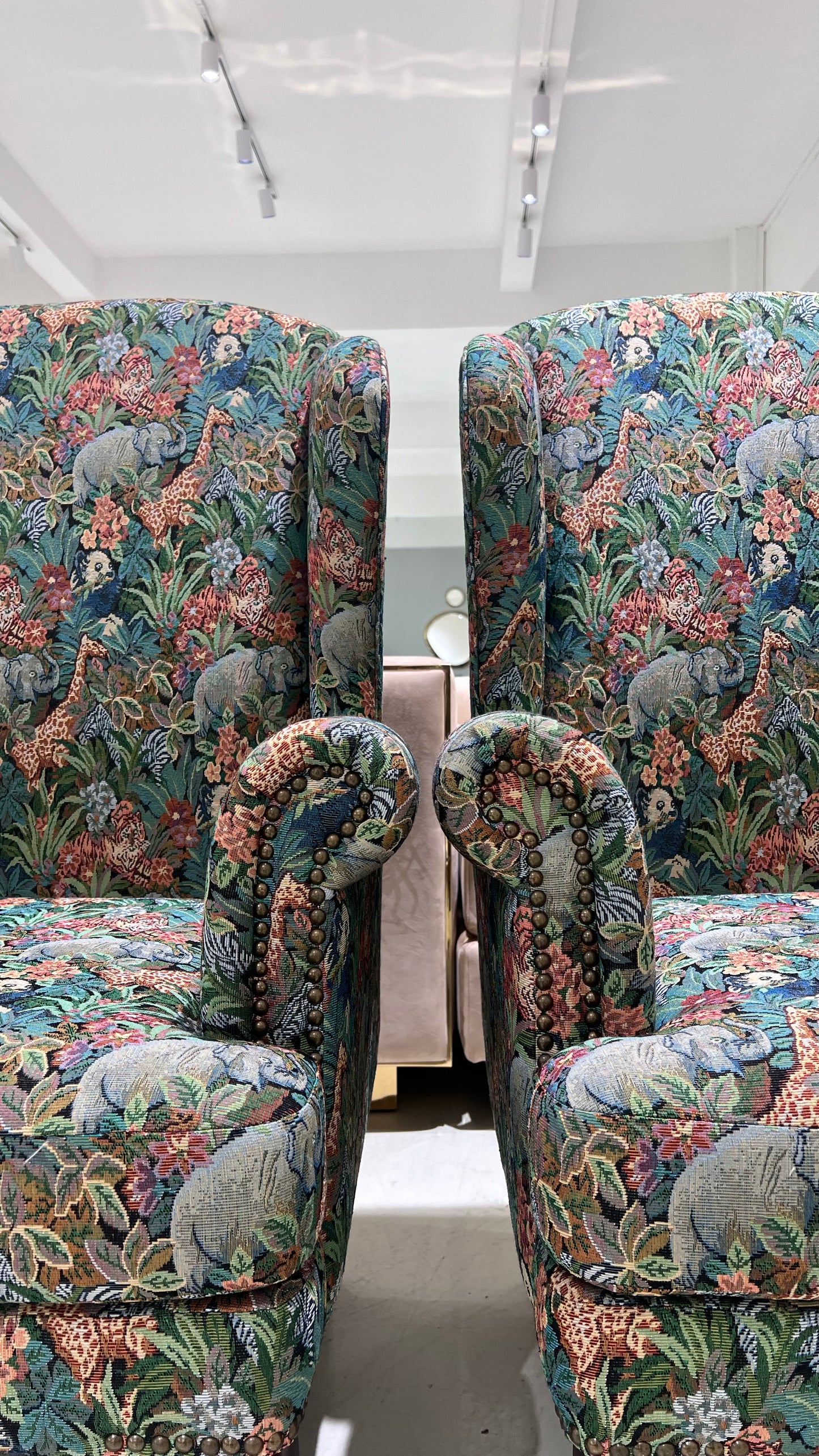 Handmade Italian Shahi Printed Amrchair