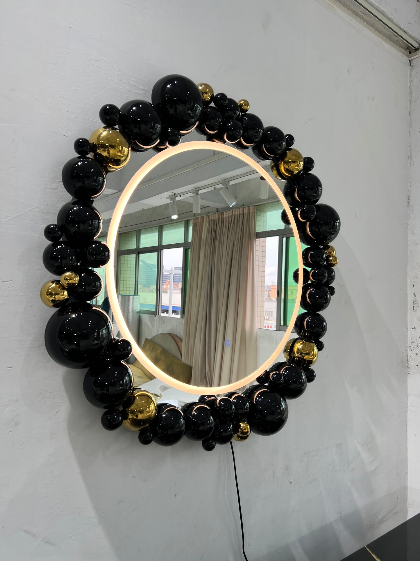Italian Light Luxury Handmade Newton II Mirror