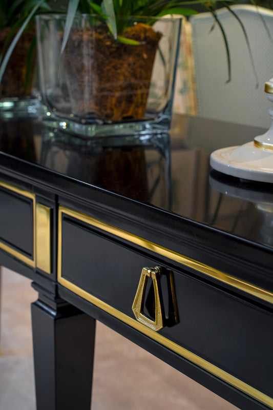 Italian Sophisticated Classic Desk