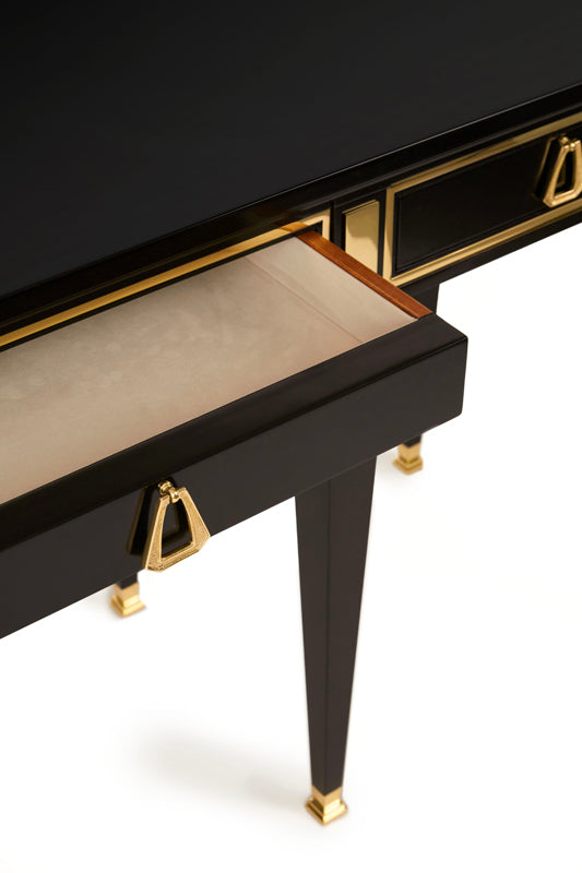 Italian Sophisticated Classic Desk