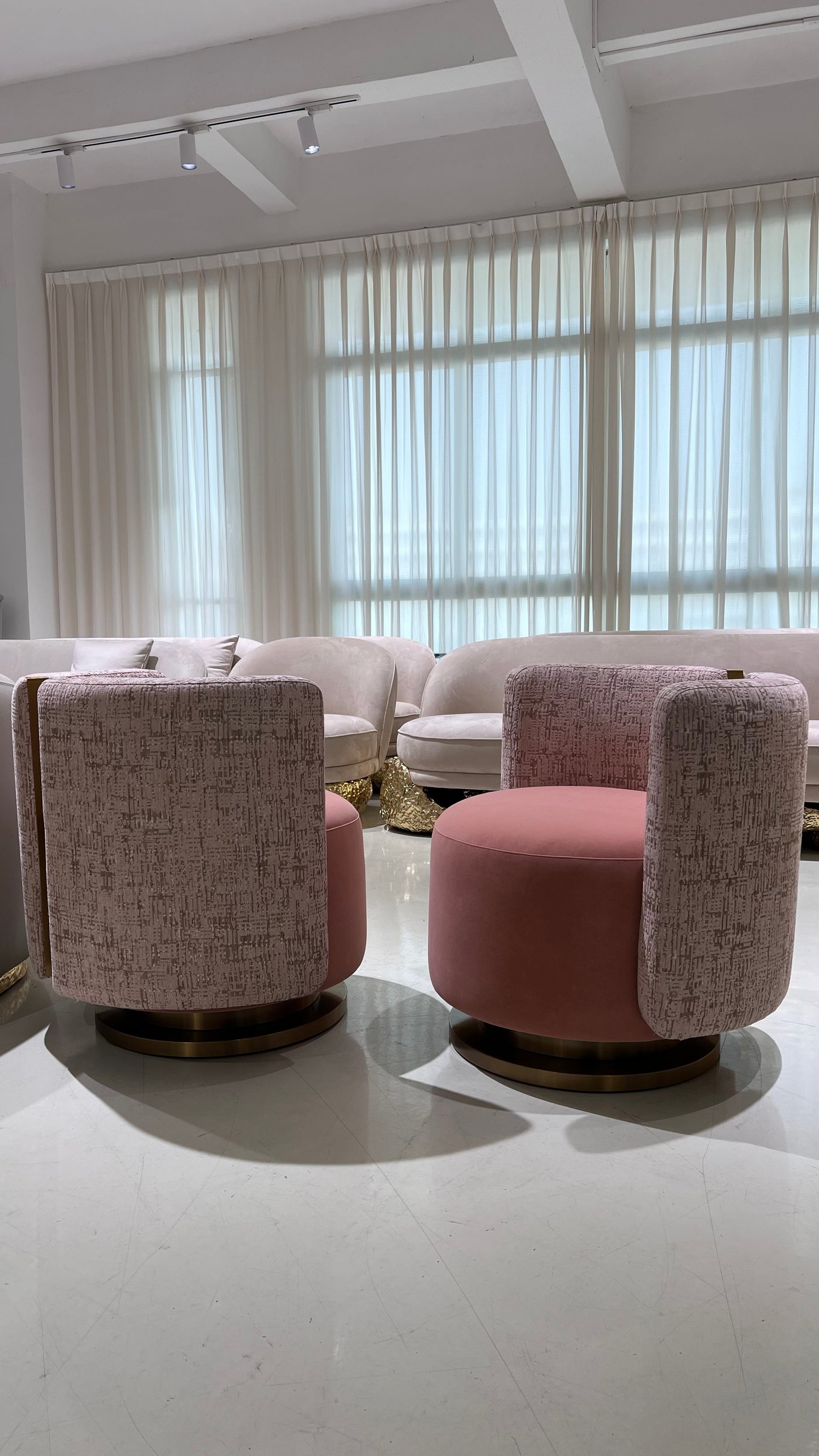 Italian Bowie Armchair