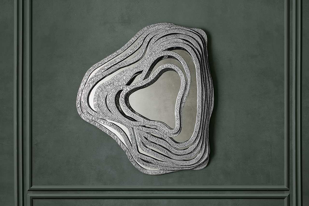 Italian Light Luxury Meduse Decorative Mirror