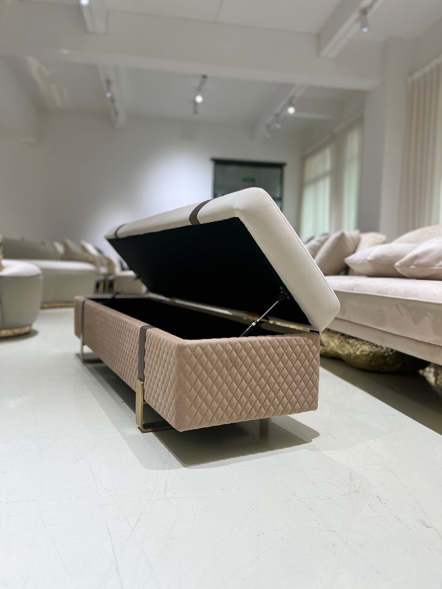 Italian Luxury Grand Bench 2