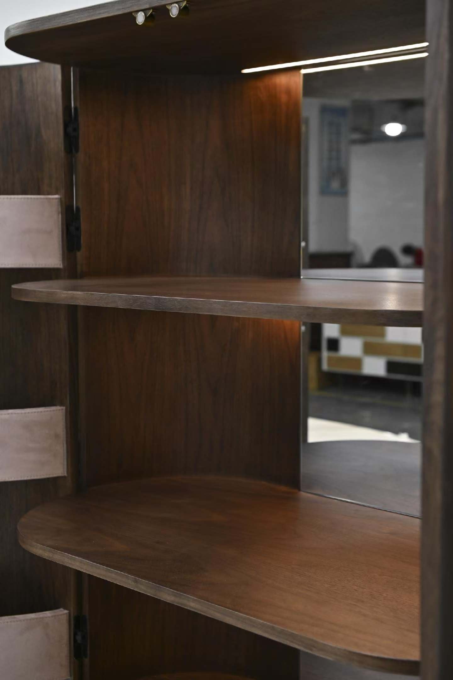 Italian Luxury MD702 Media Cabinet