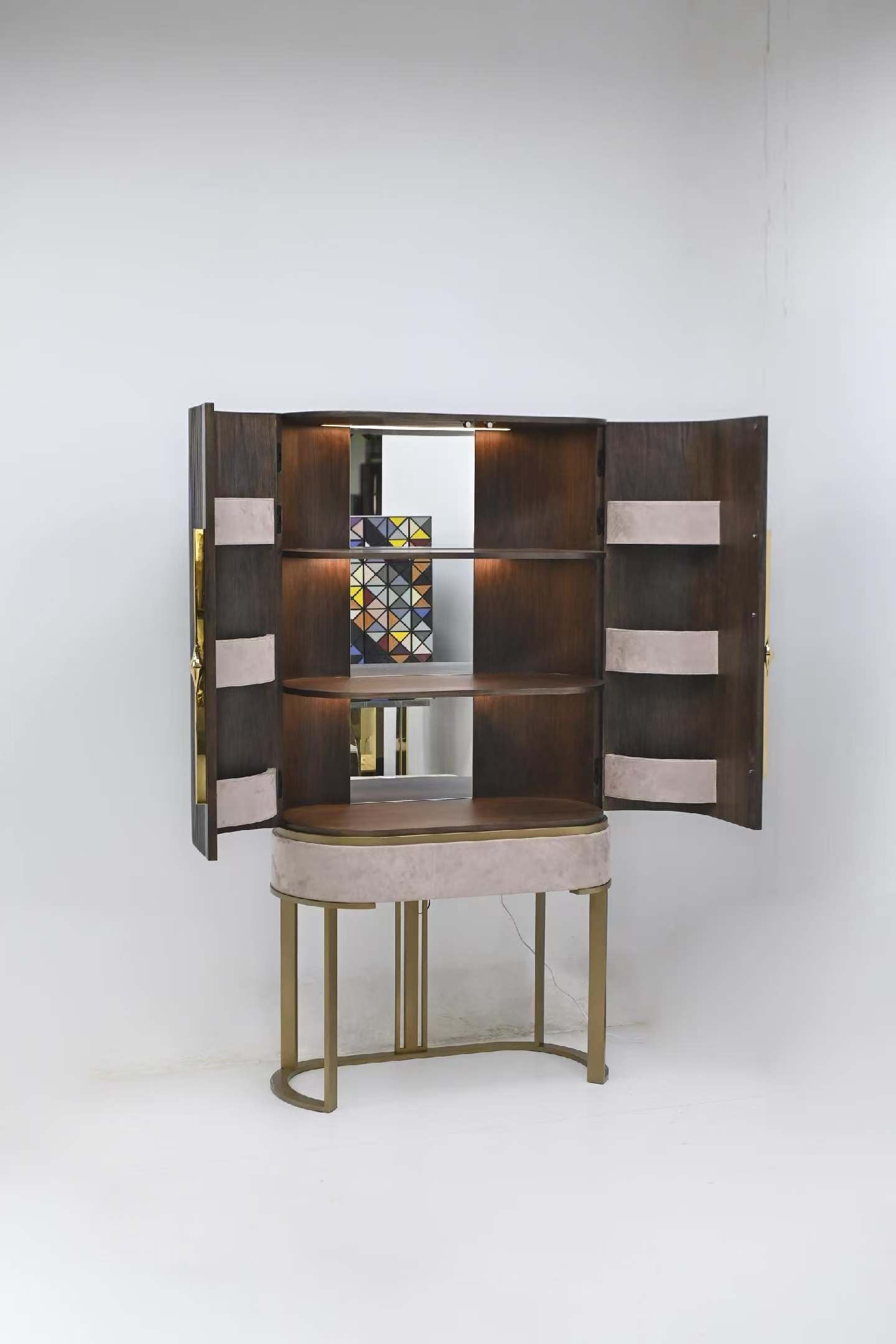 Italian Luxury MD702 Media Cabinet