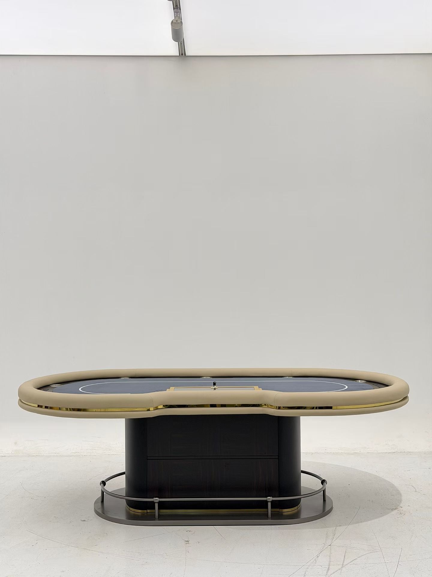 Italian Luxury Oval Poker Table