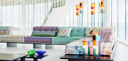 Italian Fee Style Mah Jong Sofa
