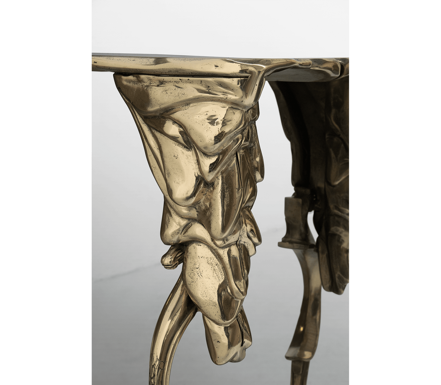 Lumière Mirror Console