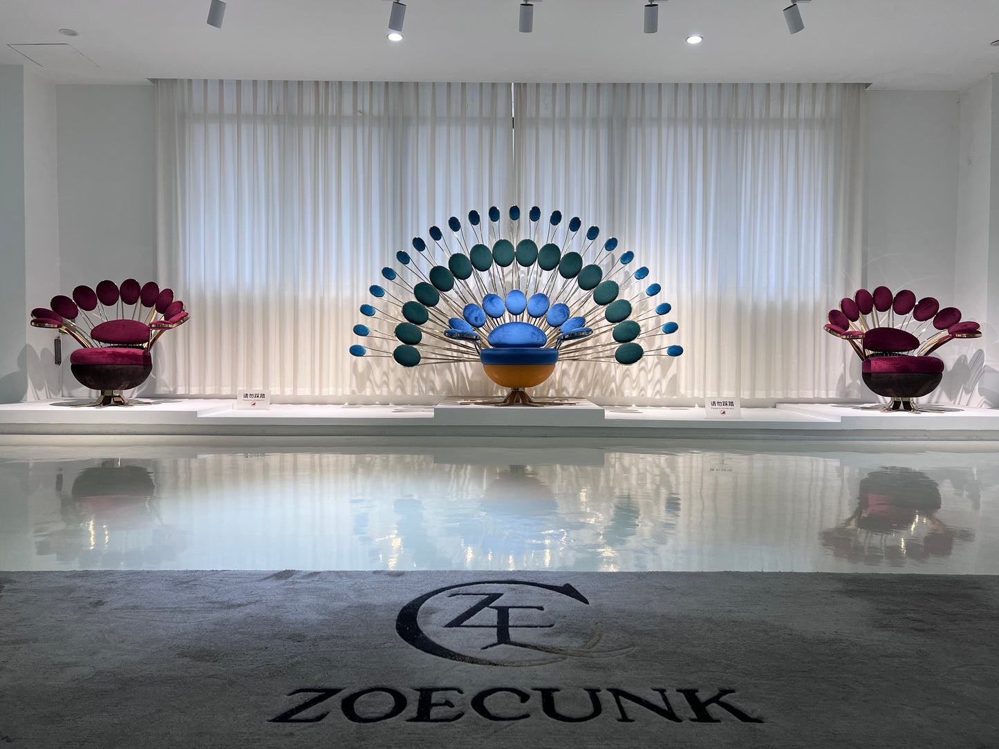 Luxury Peacock Chair one Layer