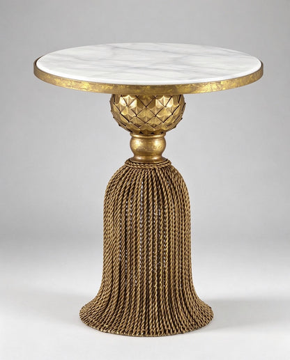 Queen Chain Corner Table