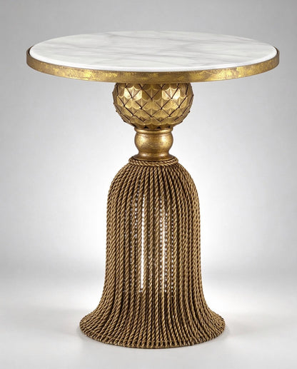 Queen Chain Corner Table