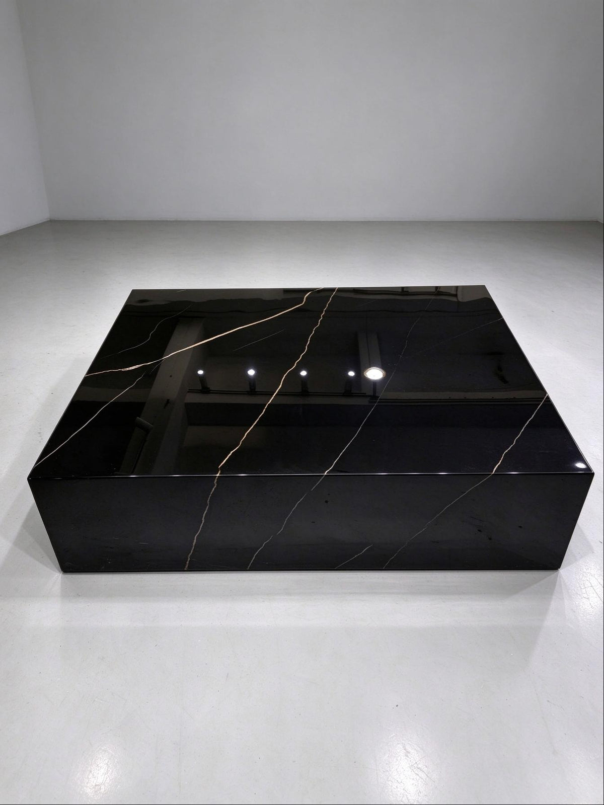 Rectangular Cubic Center Table