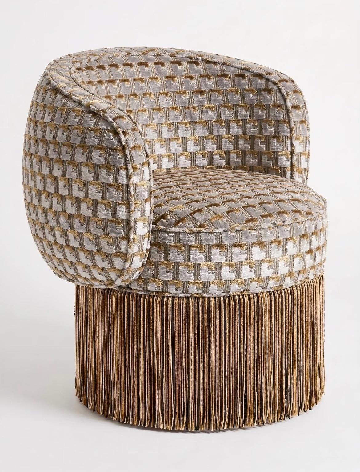 Pirouette Swivel Armchair