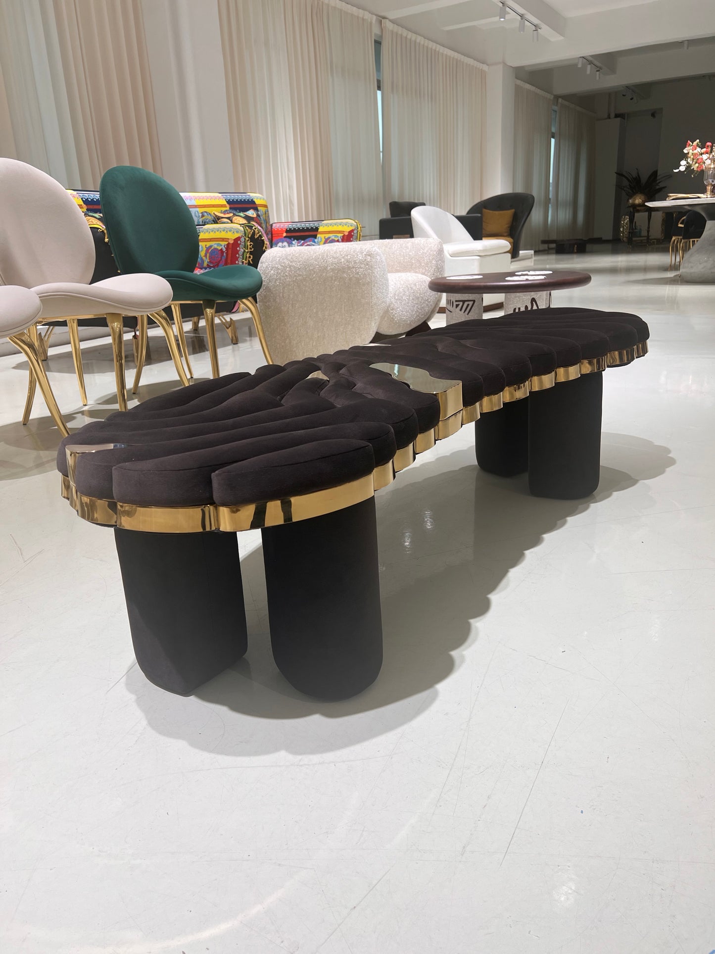 Beaty! Handmade Luxury Beauty Bench