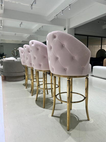 Pinky Thas Stool