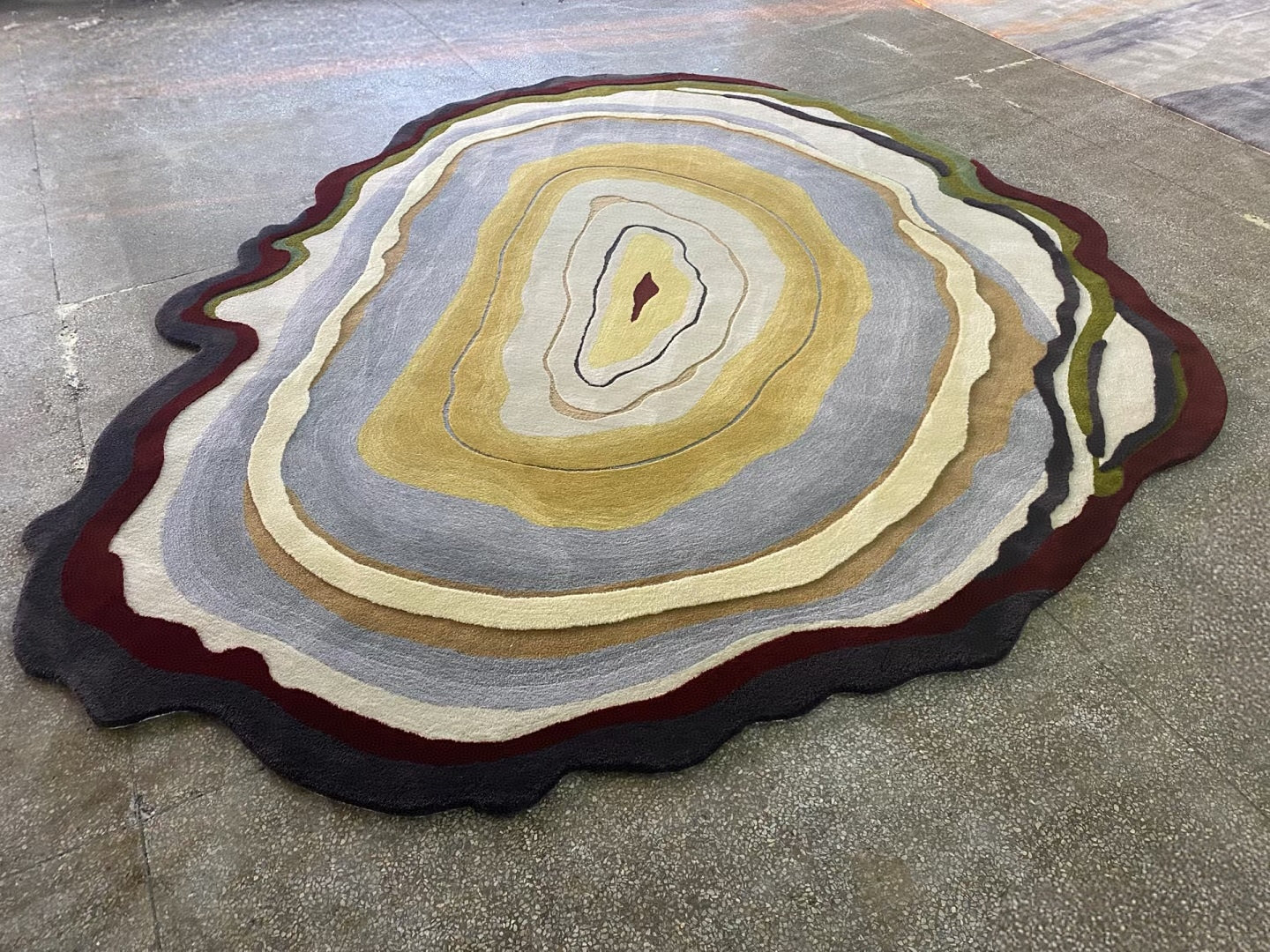 Wood Root Stylish Malcom Carpet