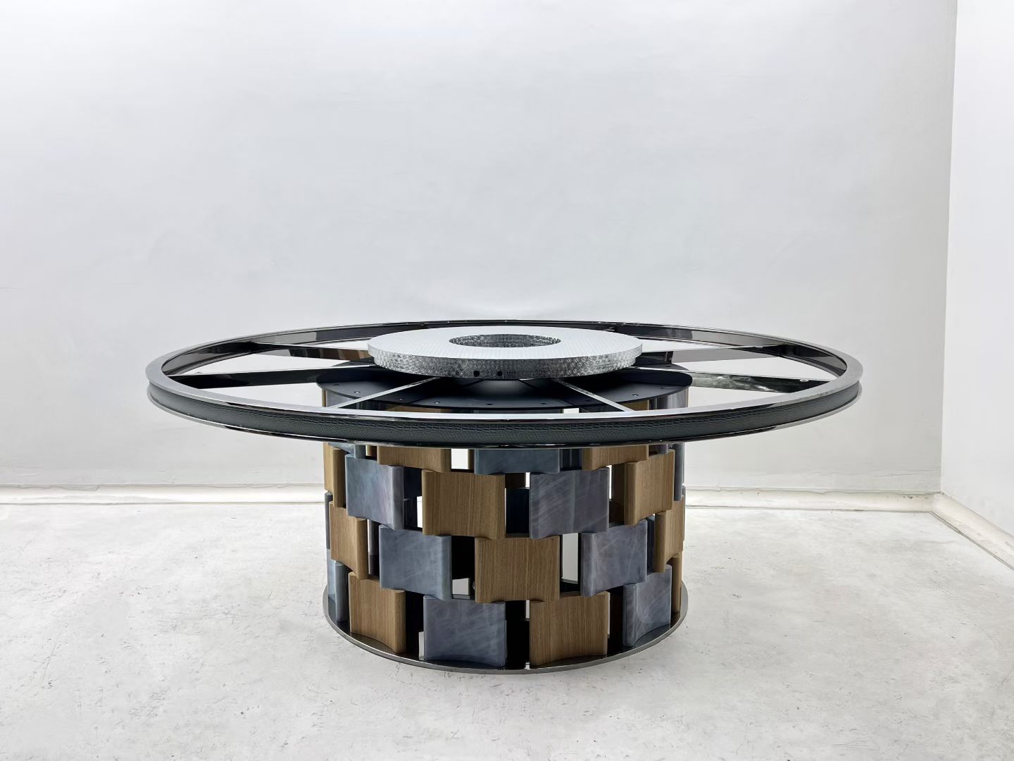 Handmade Artistic Geering Dining Table