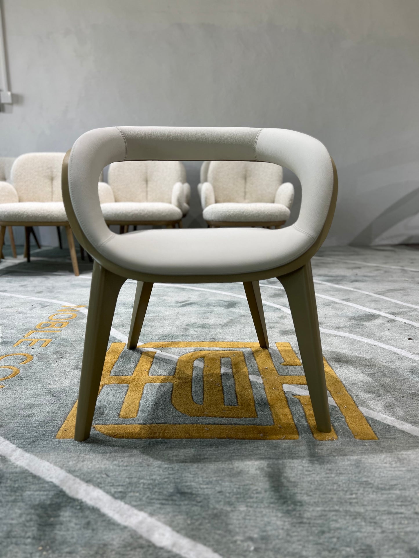 ZOECUNK Nido Armchair