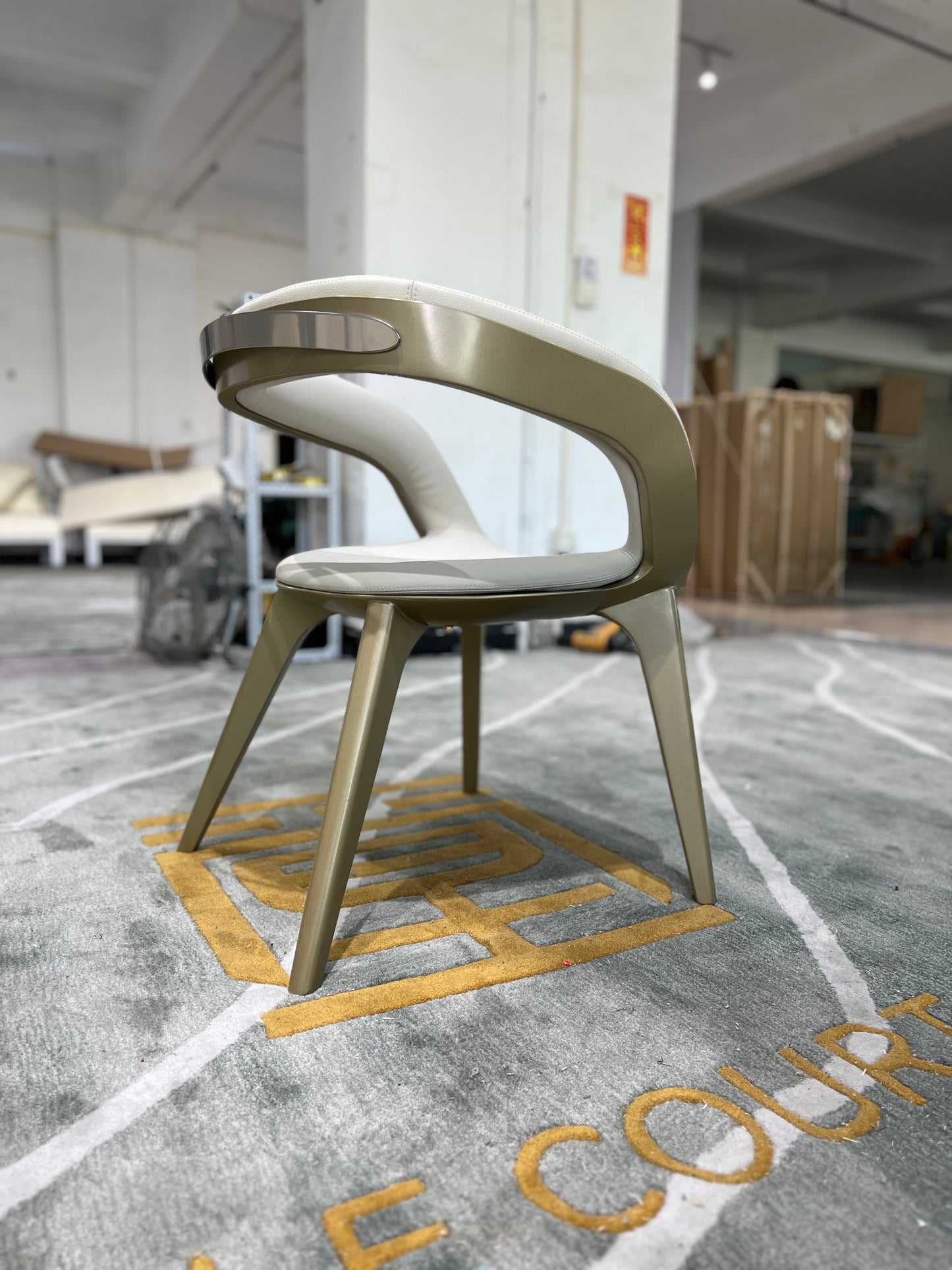 ZOECUNK Nido Armchair