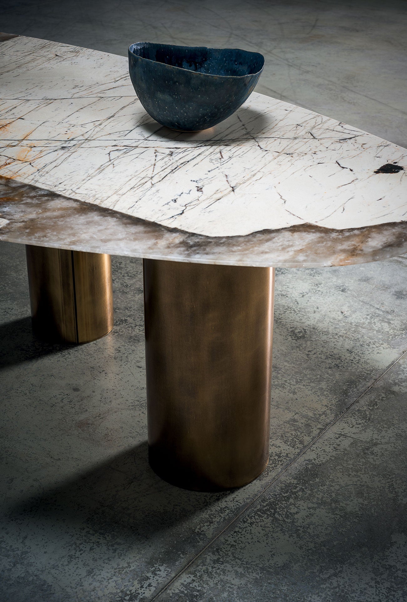 Luxurious Assemble Stone Dining Table