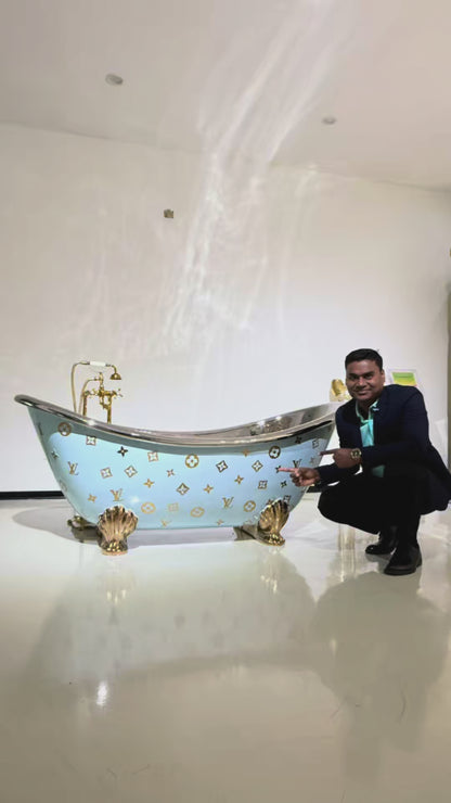 French Stylish Handmade Bathtub