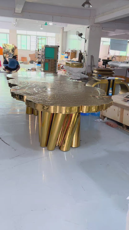 Fortuna Dining Table