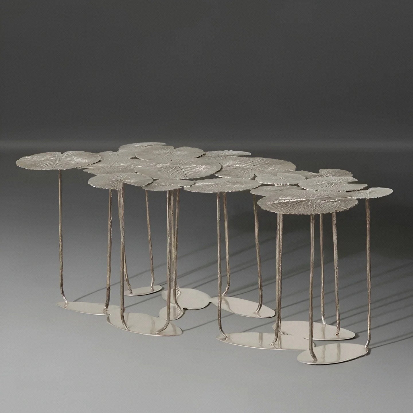 Luxury Round Table