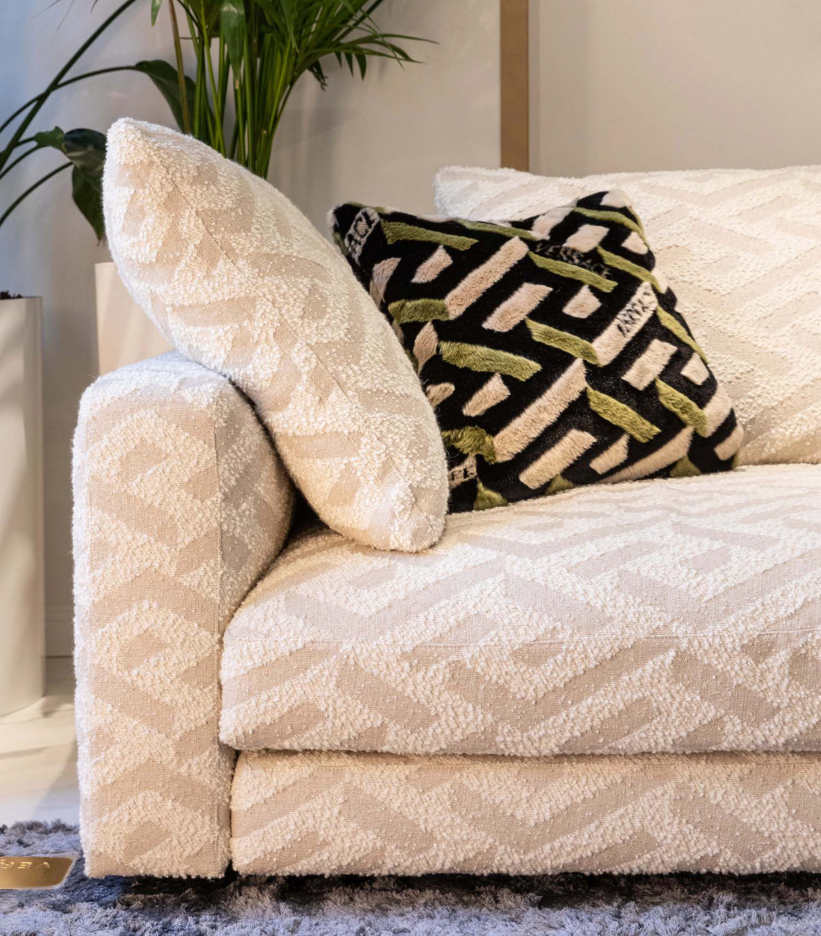 Custom Luxury Liviningroom Sofa