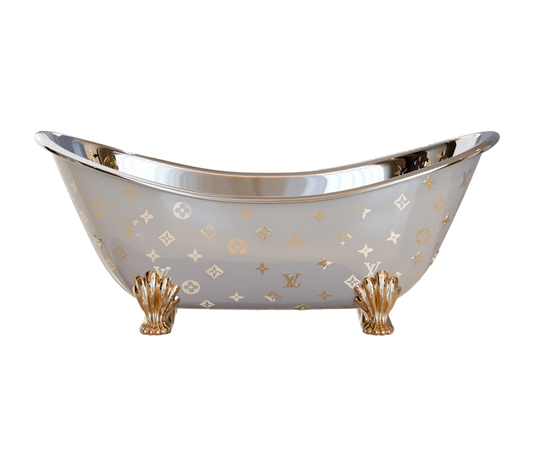 Luxury Antique Bathtub