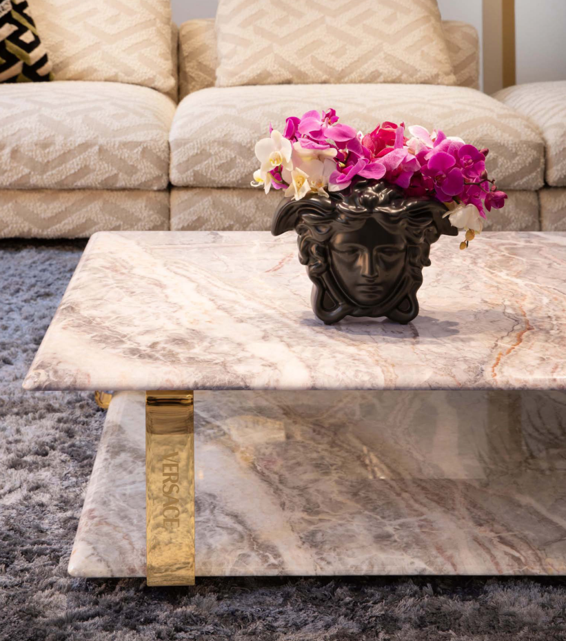 Custom Luxury Liviningroom Sofa