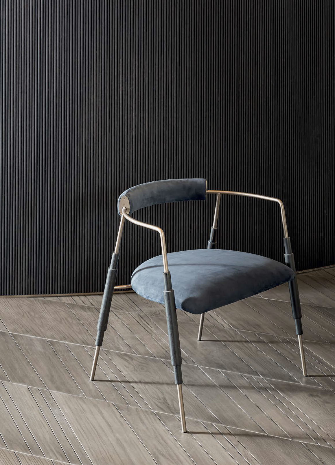 Simple Frame Armchair