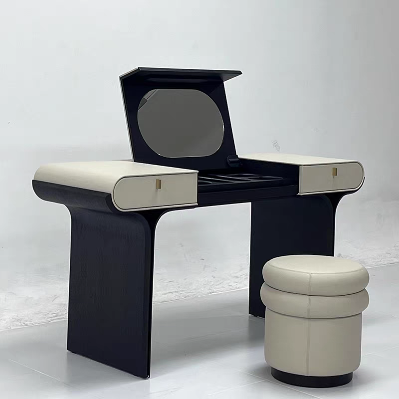 Luxurious Stami Vanity Desk