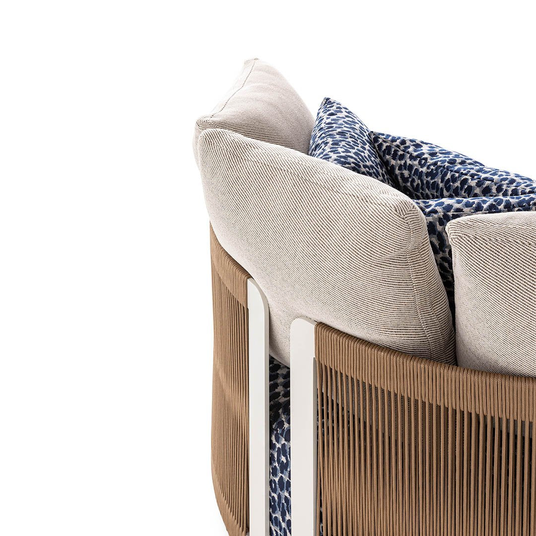 High-Quality Outdoor Luxury Chair