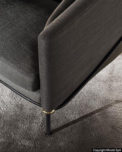 Stylish Fil Armchair