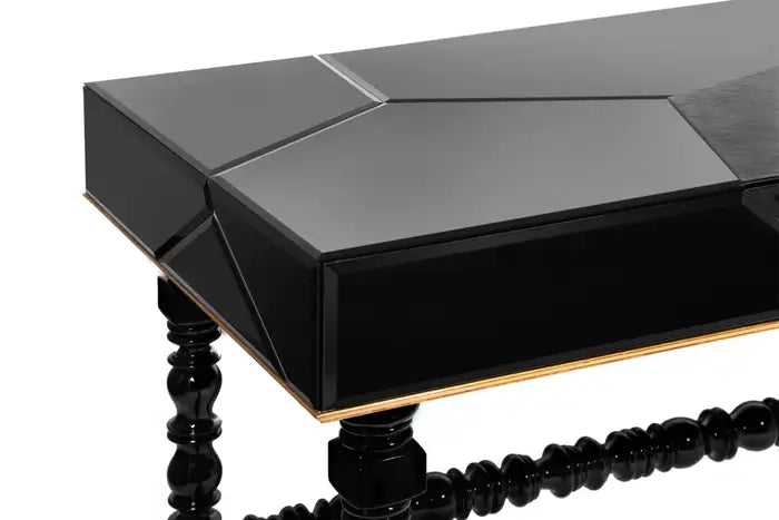 Handmade Queen Manu Desk