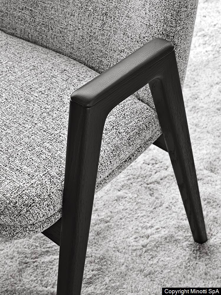 Stylish Lance Chair